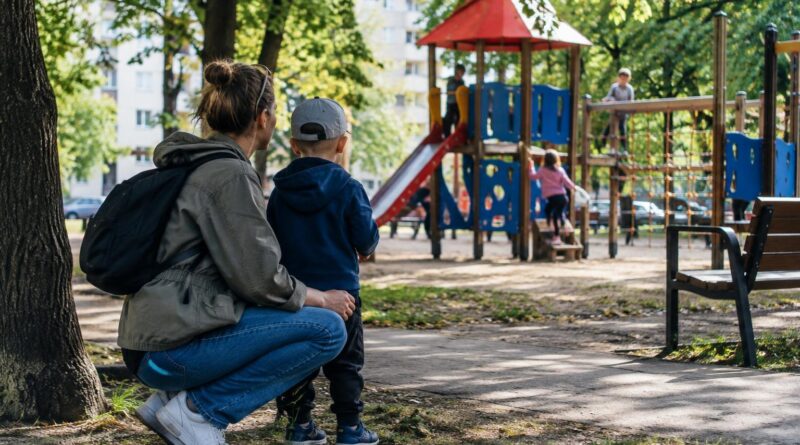 Place zabaw na Ochocie: jak wybrać miejsce i co sprawdzić przed wyjściem?